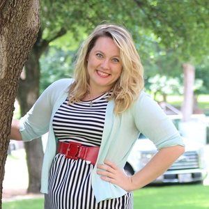 Meet your Posher, Chloe